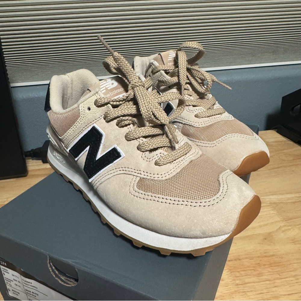 New Balance 574